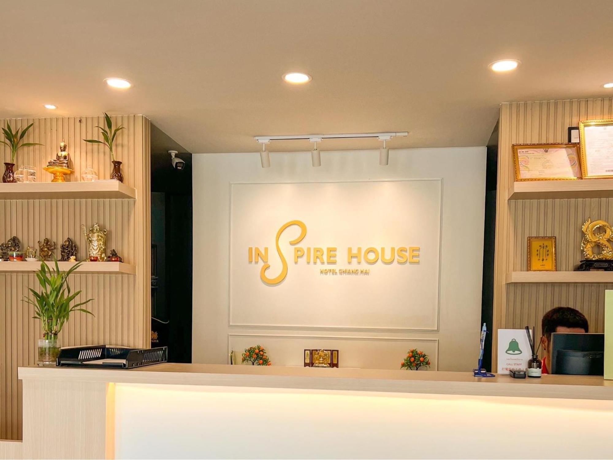 Inspire House Hotel Чиангмай Экстерьер фото