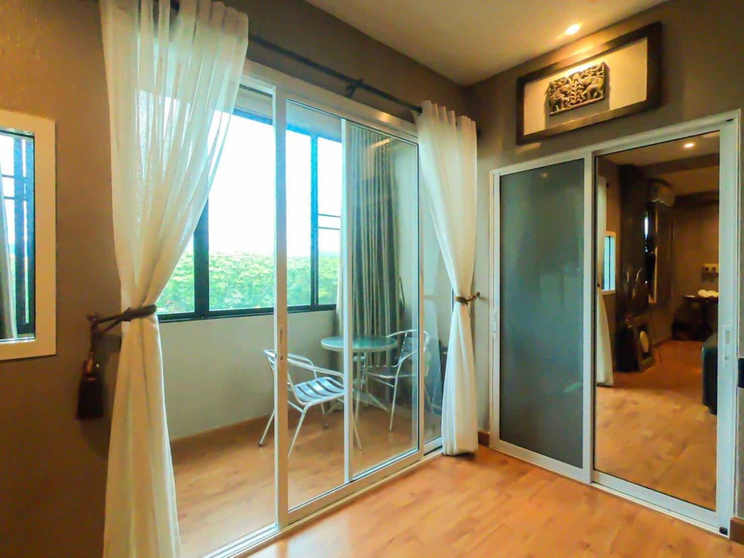 Inspire House Hotel Чиангмай Экстерьер фото