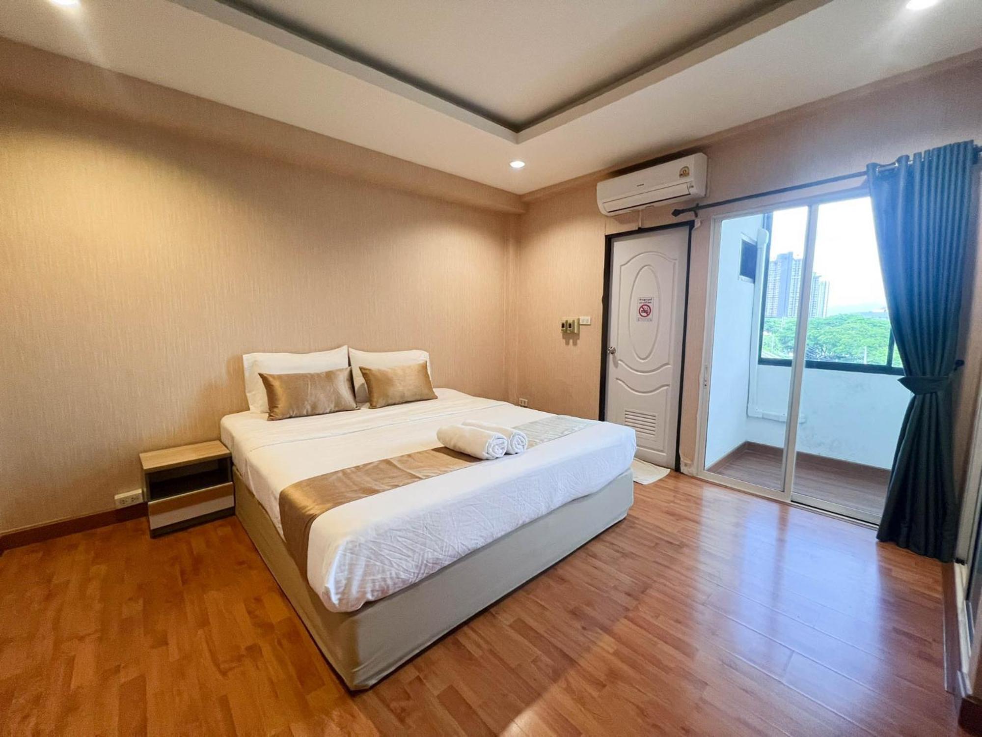 Inspire House Hotel Чиангмай Экстерьер фото