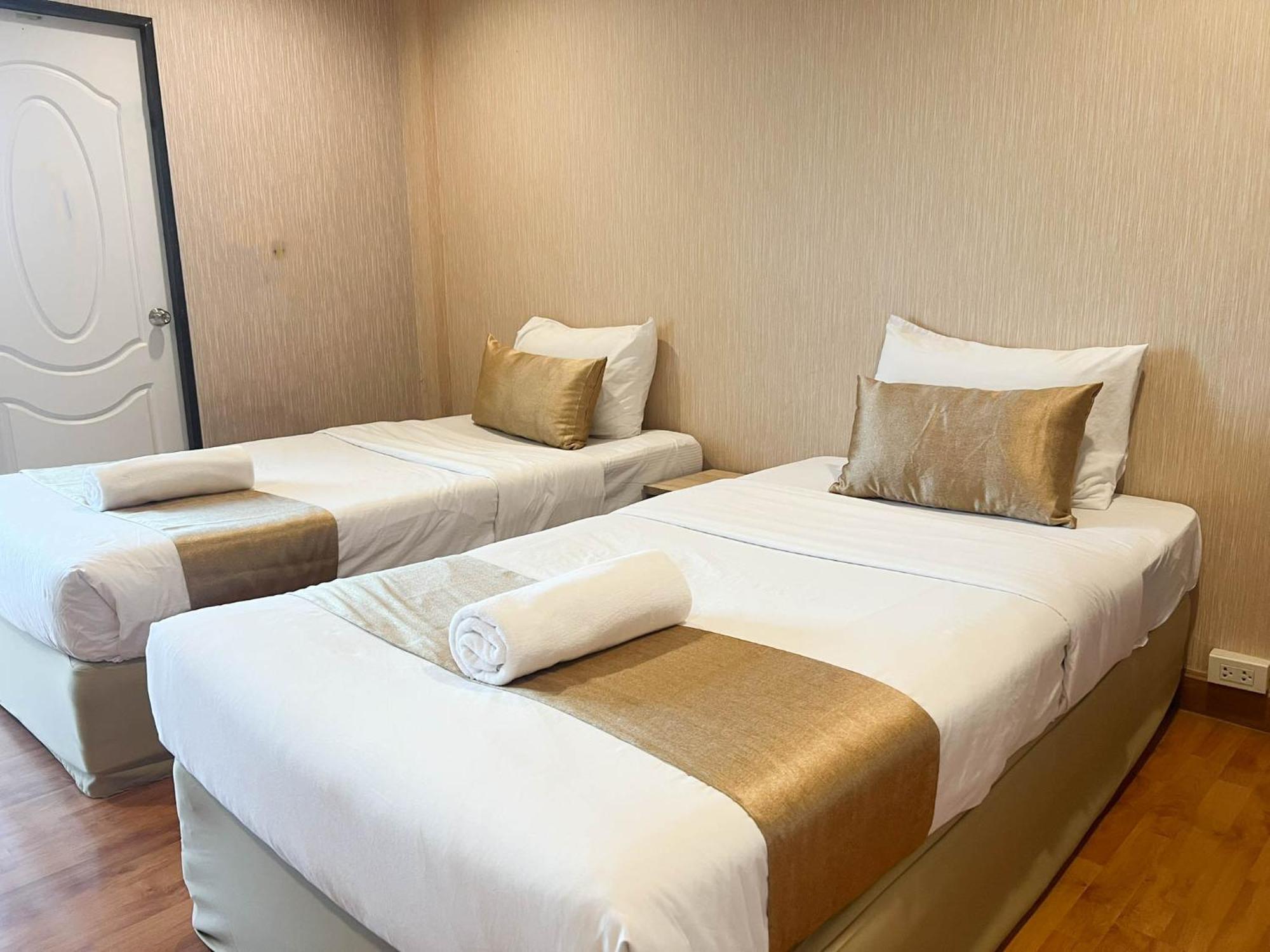 Inspire House Hotel Чиангмай Экстерьер фото